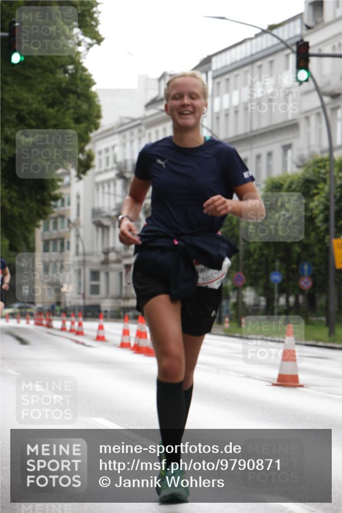 14.06.2026 - REWE Women's Run Jannik Wohlers http://msf.ph/oto/9790871 14.06.2026 09:46:30 Laufen 1032 meine-sportfotos.de