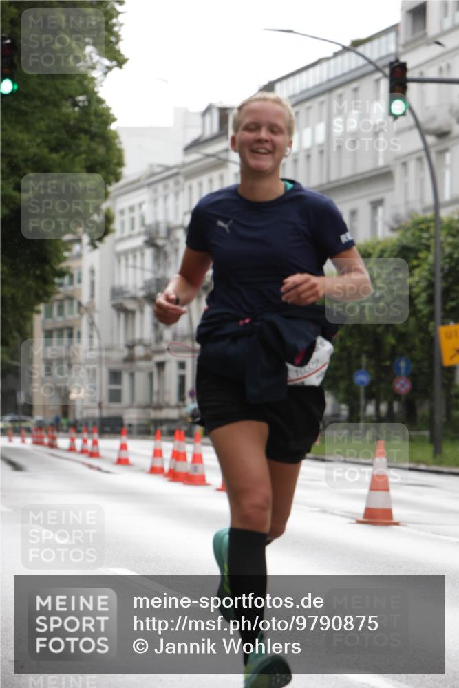 14.06.2026 - REWE Women's Run Jannik Wohlers http://msf.ph/oto/9790875 14.06.2026 09:46:30 Laufen 10342 meine-sportfotos.de