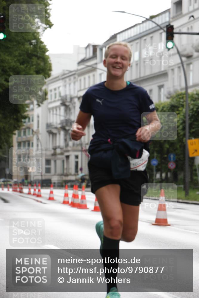 14.06.2026 - REWE Women's Run Jannik Wohlers http://msf.ph/oto/9790877 14.06.2026 09:46:30 Laufen 10329, 7 meine-sportfotos.de