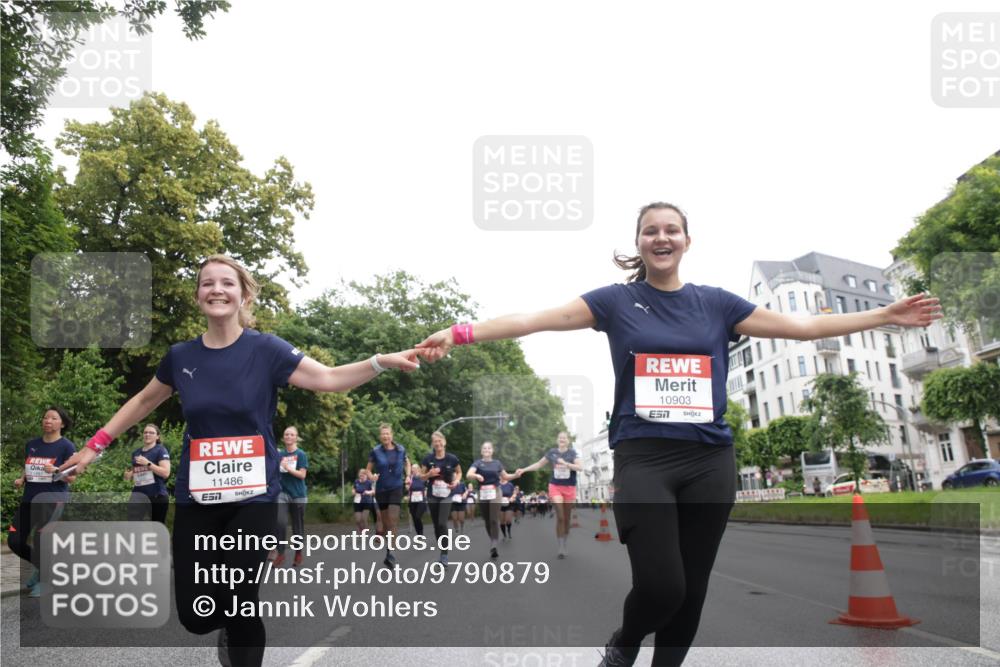 14.06.2026 - REWE Women's Run Jannik Wohlers http://msf.ph/oto/9790879 14.06.2026 10:04:47 Laufen 11486, 57, 10903 meine-sportfotos.de