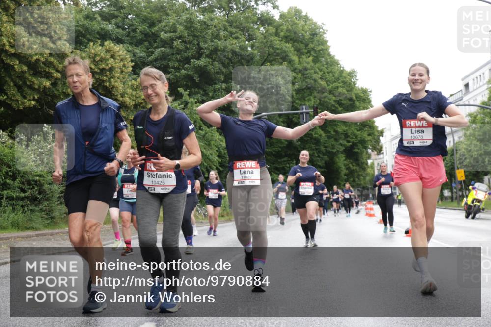 14.06.2026 - REWE Women's Run Jannik Wohlers http://msf.ph/oto/9790884 14.06.2026 10:04:48 Laufen 10425, 7, 11022, 57, 10878 meine-sportfotos.de