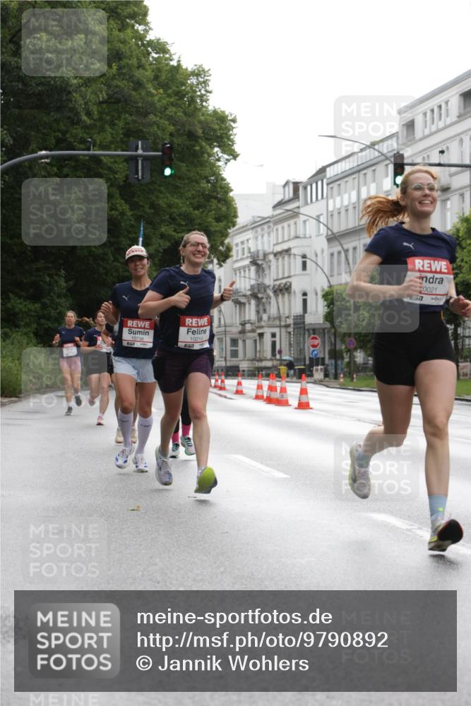 14.06.2026 - REWE Women's Run Jannik Wohlers http://msf.ph/oto/9790892 14.06.2026 09:46:35 Laufen 10738, 10214, 0021, 171 meine-sportfotos.de