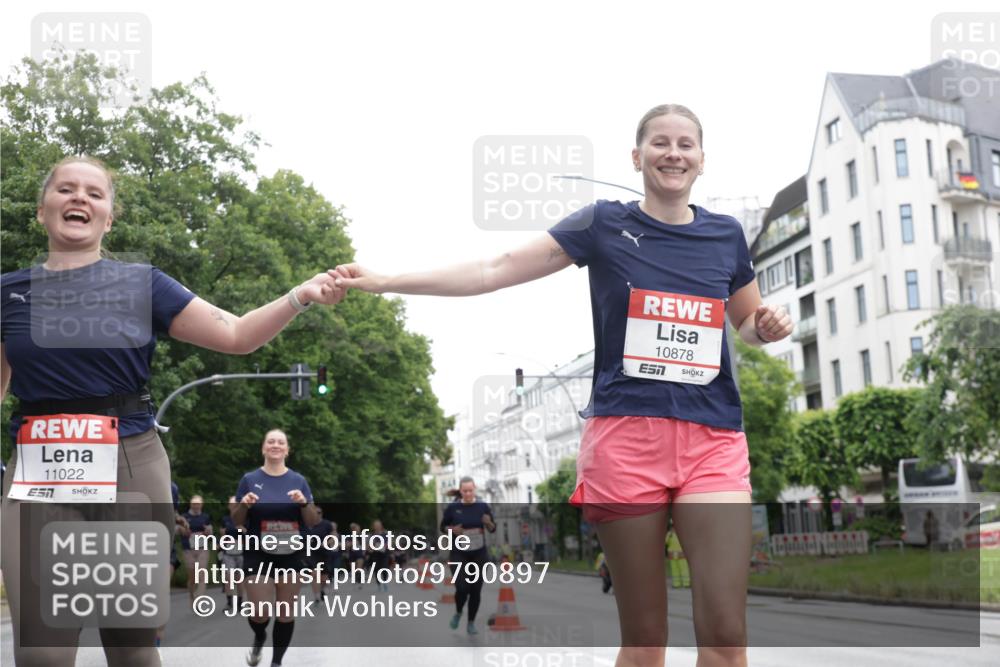 14.06.2026 - REWE Women's Run Jannik Wohlers http://msf.ph/oto/9790897 14.06.2026 10:04:49 Laufen 11022, 10878, 7 meine-sportfotos.de