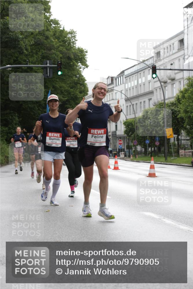 14.06.2026 - REWE Women's Run Jannik Wohlers http://msf.ph/oto/9790905 14.06.2026 09:46:35 Laufen 10738, 10958, 10214, 57, 1 meine-sportfotos.de