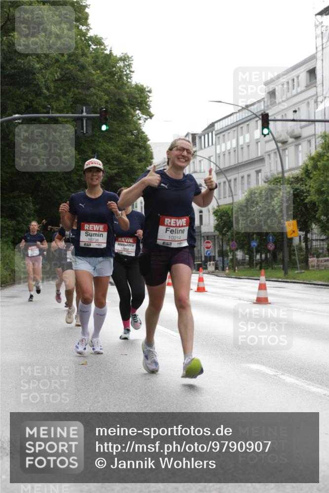 14.06.2026 - REWE Women's Run Jannik Wohlers http://msf.ph/oto/9790907 14.06.2026 09:46:35 Laufen 10738, 57, 10958, 10214, 01 meine-sportfotos.de