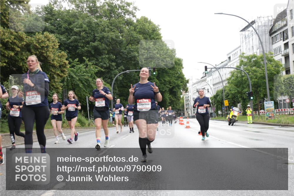 14.06.2026 - REWE Women's Run Jannik Wohlers http://msf.ph/oto/9790909 14.06.2026 10:04:50 Laufen 10439, 7, 10185 meine-sportfotos.de