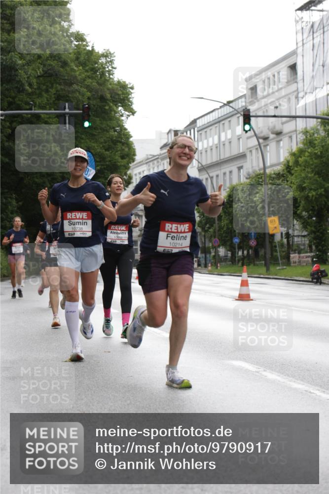 14.06.2026 - REWE Women's Run Jannik Wohlers http://msf.ph/oto/9790917 14.06.2026 09:46:36 Laufen 10738, 657, 10958, 10214, 651, 01 meine-sportfotos.de