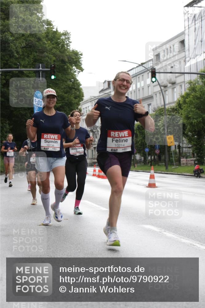 14.06.2026 - REWE Women's Run Jannik Wohlers http://msf.ph/oto/9790922 14.06.2026 09:46:36 Laufen 5, 00, 10738, 7, 10958, 10214, 57, 1 meine-sportfotos.de