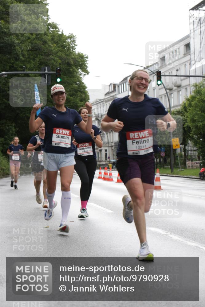 14.06.2026 - REWE Women's Run Jannik Wohlers http://msf.ph/oto/9790928 14.06.2026 09:46:36 Laufen 5, 10738, 7, 10958, 657, 10214, 01 meine-sportfotos.de