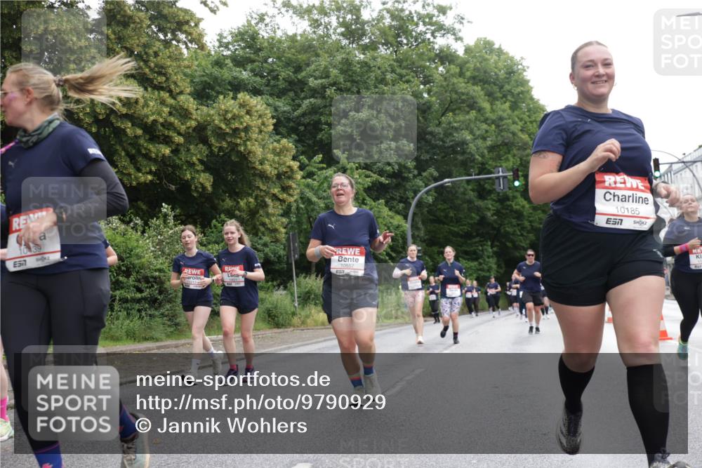 14.06.2026 - REWE Women's Run Jannik Wohlers http://msf.ph/oto/9790929 14.06.2026 10:04:51 Laufen 10439, 57, 10621, 10557, 10185, 7 meine-sportfotos.de