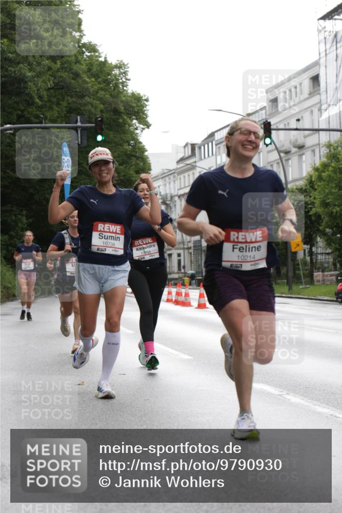 14.06.2026 - REWE Women's Run Jannik Wohlers http://msf.ph/oto/9790930 14.06.2026 09:46:36 Laufen 5, 00, 10738, 7, 10958, 10214, 57 meine-sportfotos.de