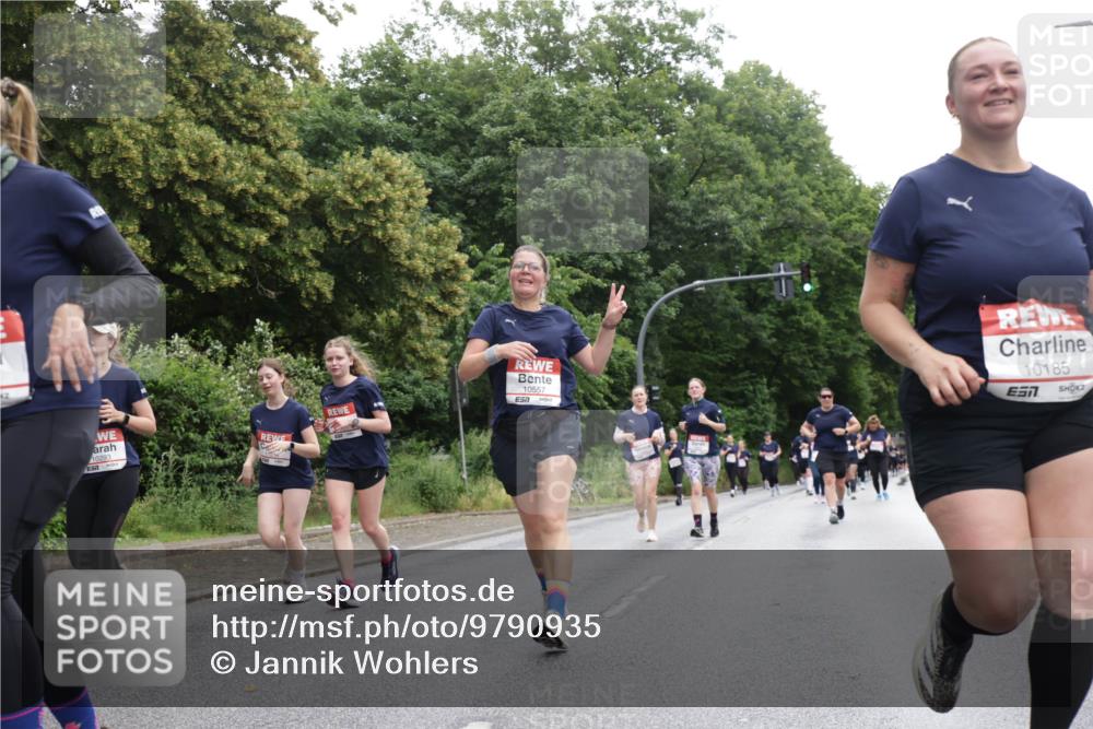14.06.2026 - REWE Women's Run Jannik Wohlers http://msf.ph/oto/9790935 14.06.2026 10:04:51 Laufen 10293, 10557, 10185 meine-sportfotos.de
