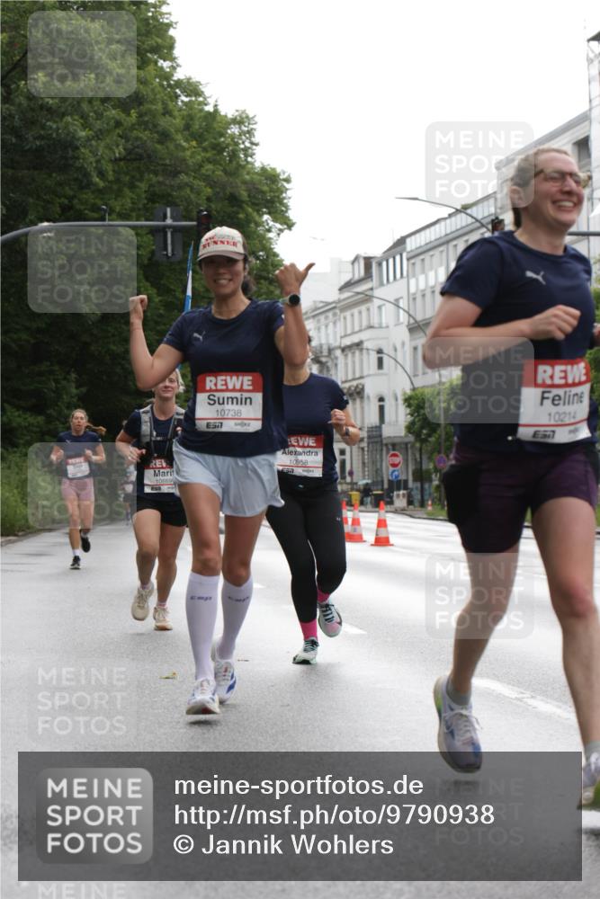 14.06.2026 - REWE Women's Run Jannik Wohlers http://msf.ph/oto/9790938 14.06.2026 09:46:36 Laufen 10869, 10738, 7, 10958, 57, 10214, 57 meine-sportfotos.de