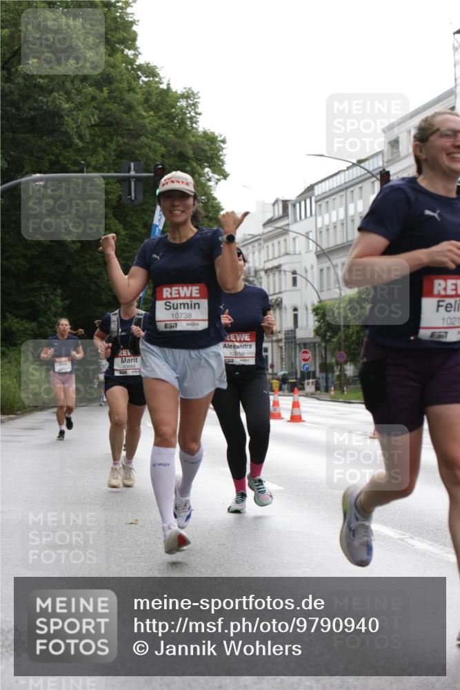 14.06.2026 - REWE Women's Run Jannik Wohlers http://msf.ph/oto/9790940 14.06.2026 09:46:36 Laufen 10869, 10738, 10958, 57, 1021, 7 meine-sportfotos.de