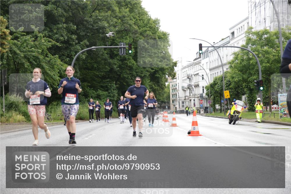 14.06.2026 - REWE Women's Run Jannik Wohlers http://msf.ph/oto/9790953 14.06.2026 10:04:53 Laufen 01 meine-sportfotos.de