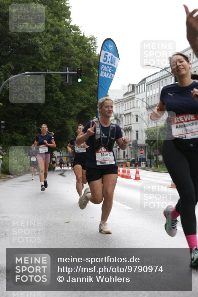 14.06.2026 - REWE Women's Run Jannik Wohlers http://msf.ph/oto/9790974 14.06.2026 09:46:37 Laufen 5, 00, 57, 10869, 10958, 57 meine-sportfotos.de