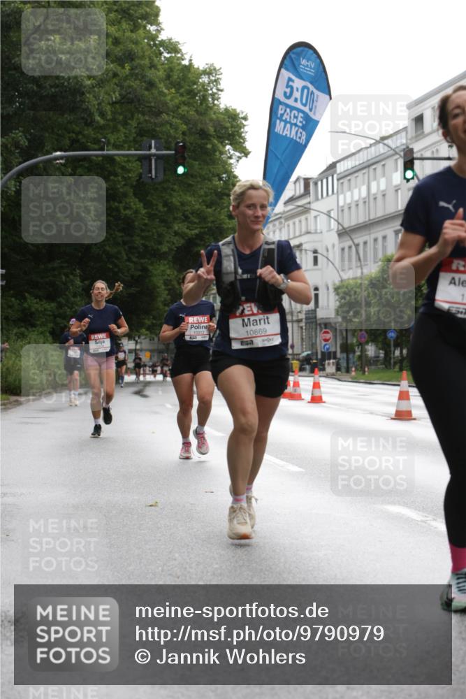 14.06.2026 - REWE Women's Run Jannik Wohlers http://msf.ph/oto/9790979 14.06.2026 09:46:38 Laufen 5, 00, 65, 10312, 10869 meine-sportfotos.de