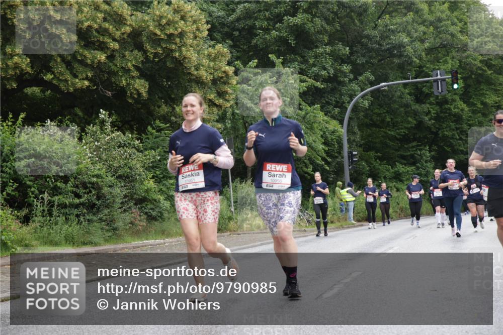 14.06.2026 - REWE Women's Run Jannik Wohlers http://msf.ph/oto/9790985 14.06.2026 10:04:55 Laufen 10951, 10950 meine-sportfotos.de