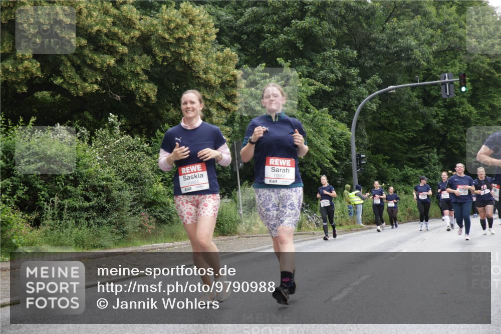 14.06.2026 - REWE Women's Run Jannik Wohlers http://msf.ph/oto/9790988 14.06.2026 10:04:55 Laufen 10951, 7, 10950, 57 meine-sportfotos.de