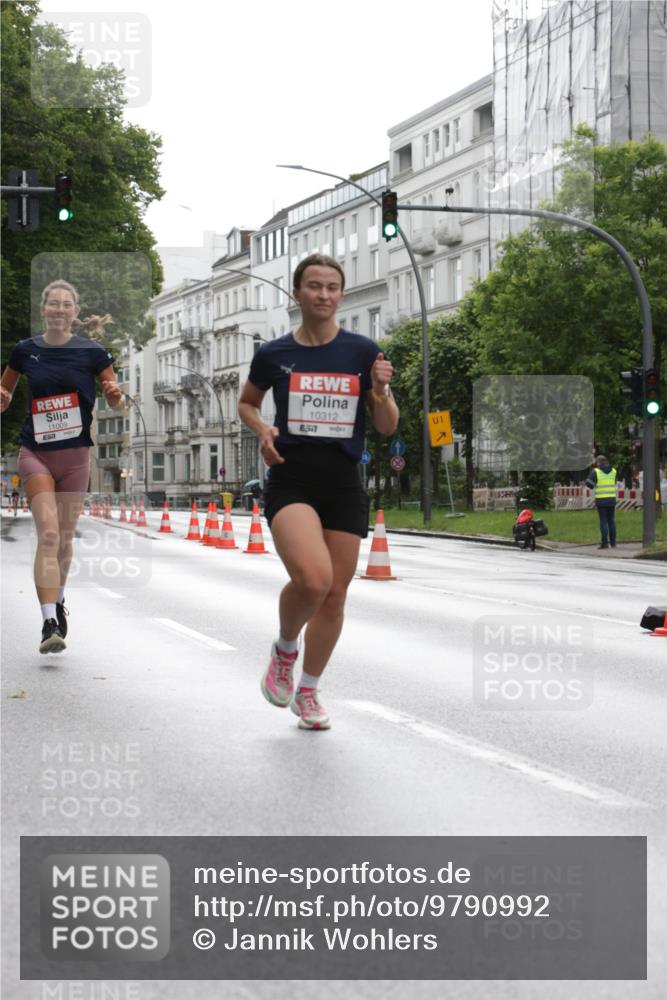 14.06.2026 - REWE Women's Run Jannik Wohlers http://msf.ph/oto/9790992 14.06.2026 09:46:39 Laufen 11009, 10312, 6577, 01 meine-sportfotos.de