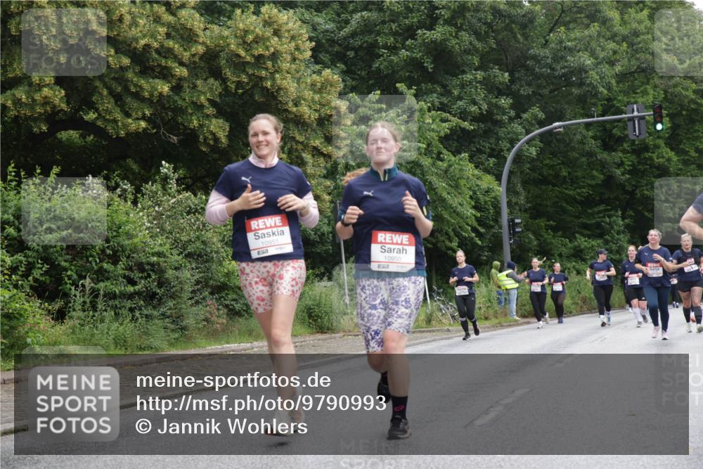 14.06.2026 - REWE Women's Run Jannik Wohlers http://msf.ph/oto/9790993 14.06.2026 10:04:55 Laufen 10951, 10950, 57 meine-sportfotos.de