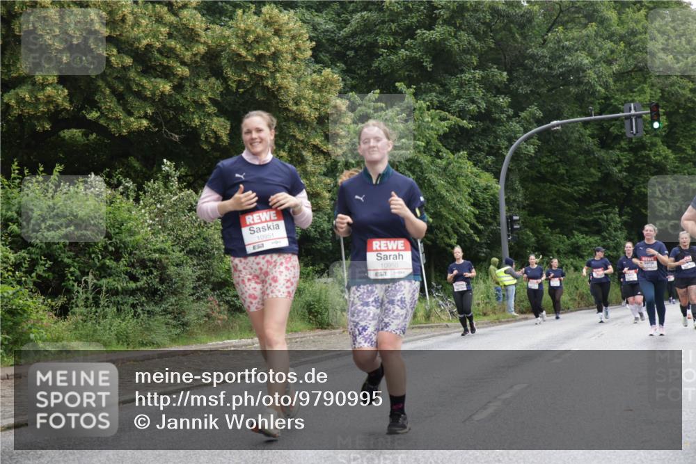 14.06.2026 - REWE Women's Run Jannik Wohlers http://msf.ph/oto/9790995 14.06.2026 10:04:55 Laufen 10951, 517, 10950, 57 meine-sportfotos.de