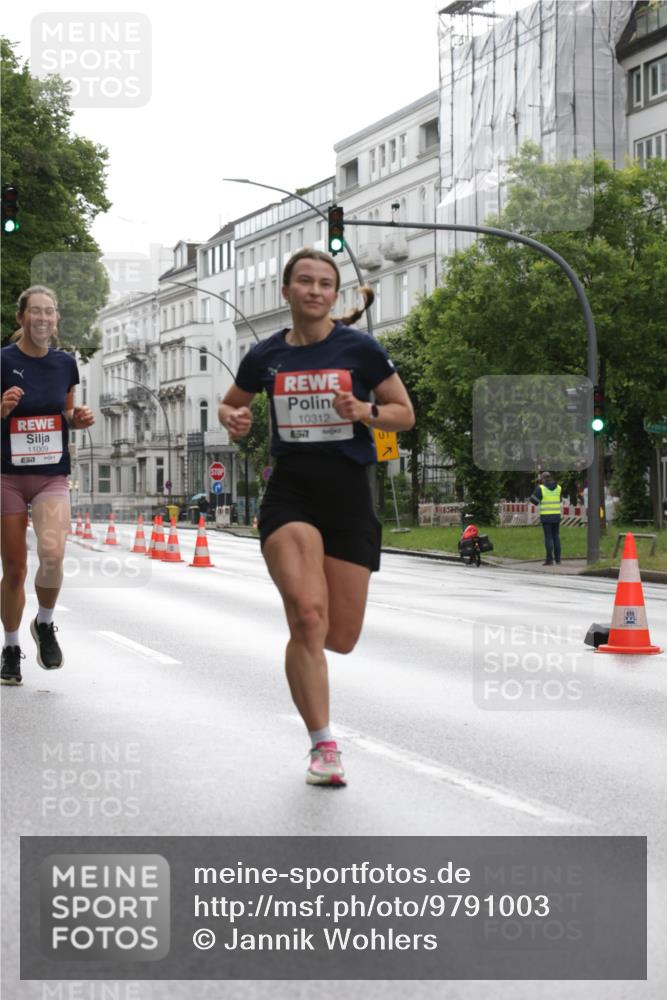 14.06.2026 - REWE Women's Run Jannik Wohlers http://msf.ph/oto/9791003 14.06.2026 09:46:40 Laufen 11009, 57, 10312, 857 meine-sportfotos.de