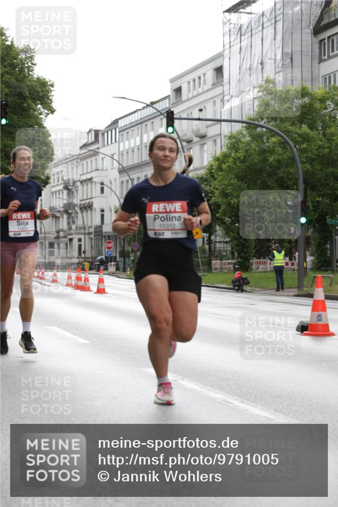 14.06.2026 - REWE Women's Run Jannik Wohlers http://msf.ph/oto/9791005 14.06.2026 09:46:40 Laufen 11009, 10312, 8517, 91 meine-sportfotos.de