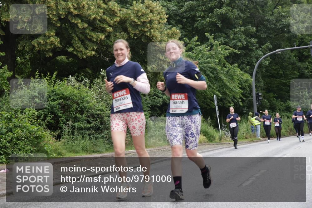 14.06.2026 - REWE Women's Run Jannik Wohlers http://msf.ph/oto/9791006 14.06.2026 10:04:55 Laufen 10951, 10950 meine-sportfotos.de