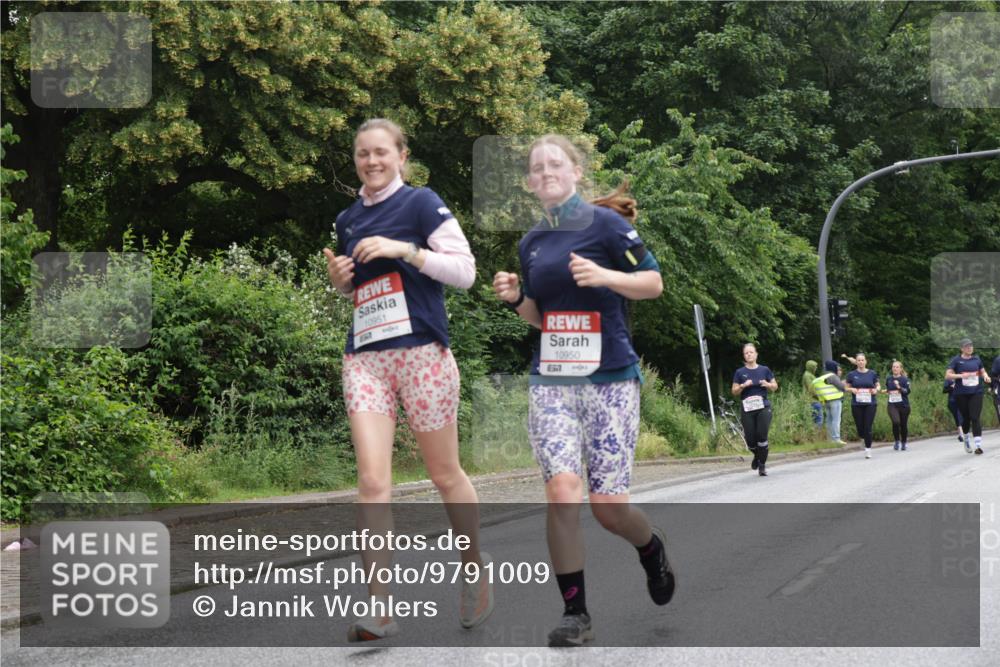 14.06.2026 - REWE Women's Run Jannik Wohlers http://msf.ph/oto/9791009 14.06.2026 10:04:55 Laufen 10951, 7, 10950 meine-sportfotos.de