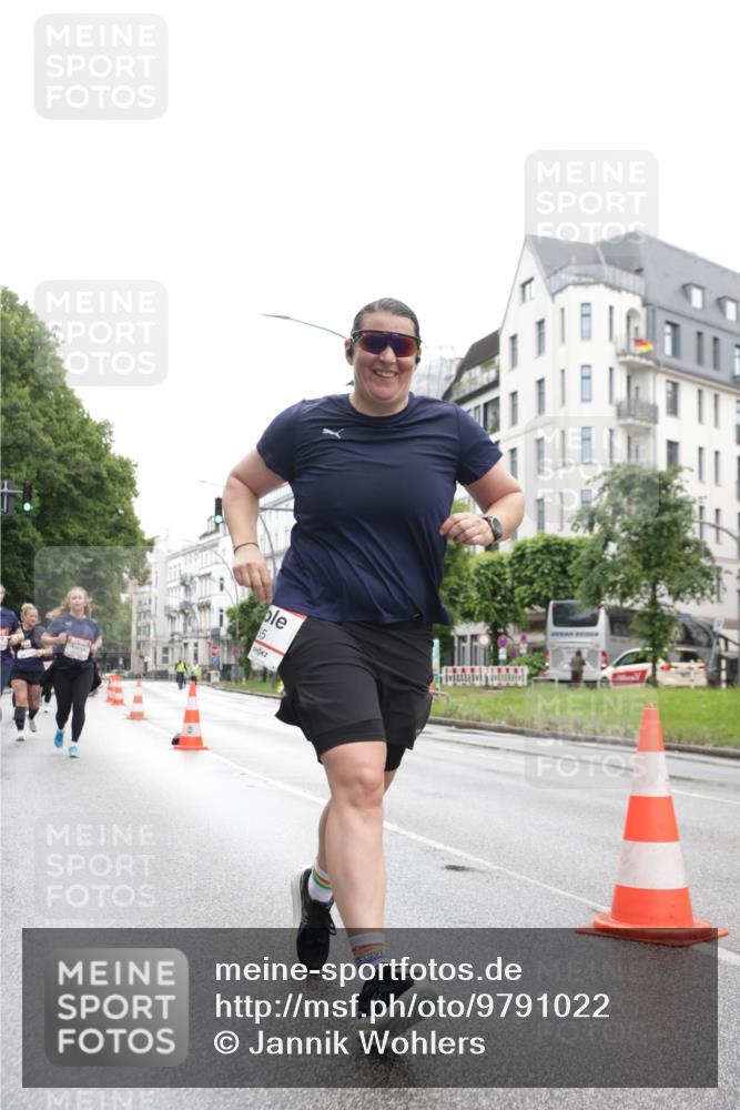 14.06.2026 - REWE Women's Run Jannik Wohlers http://msf.ph/oto/9791022 14.06.2026 10:04:57 Laufen 35 meine-sportfotos.de
