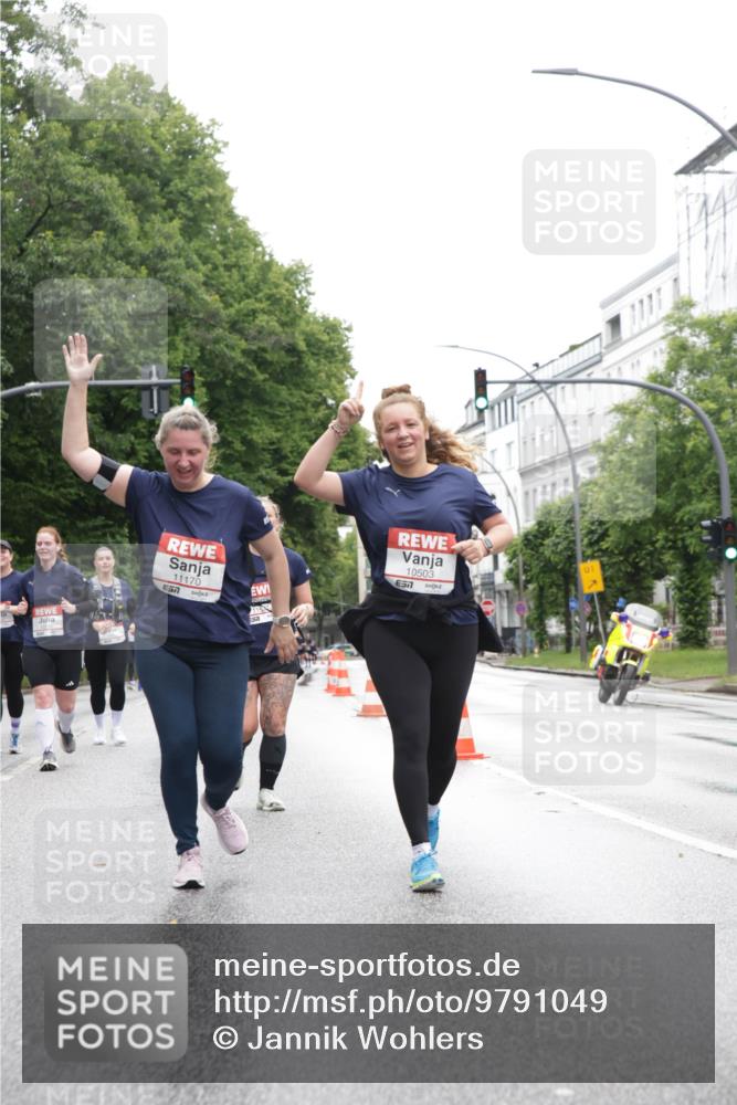 14.06.2026 - REWE Women's Run Jannik Wohlers http://msf.ph/oto/9791049 14.06.2026 10:05:00 Laufen 11170, 7, 10503, 57, 01 meine-sportfotos.de