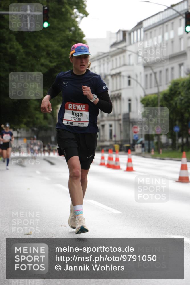 14.06.2026 - REWE Women's Run Jannik Wohlers http://msf.ph/oto/9791050 14.06.2026 09:46:44 Laufen 10749 meine-sportfotos.de