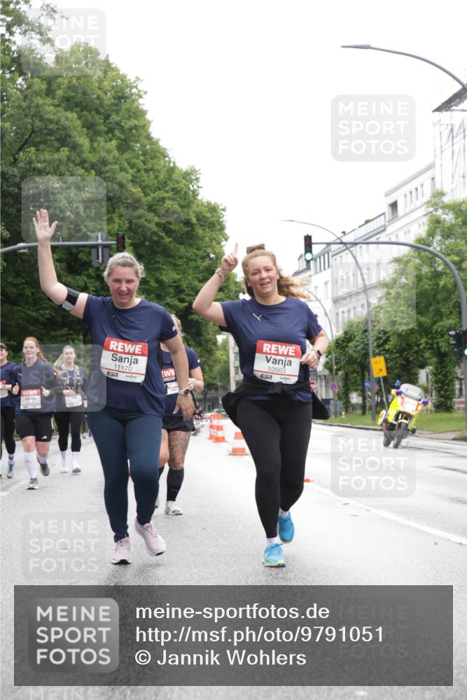14.06.2026 - REWE Women's Run Jannik Wohlers http://msf.ph/oto/9791051 14.06.2026 10:05:00 Laufen 11170, 7, 10503, 657, 01 meine-sportfotos.de