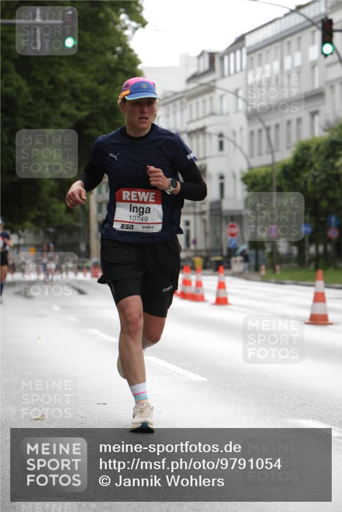 14.06.2026 - REWE Women's Run Jannik Wohlers http://msf.ph/oto/9791054 14.06.2026 09:46:44 Laufen 10749 meine-sportfotos.de