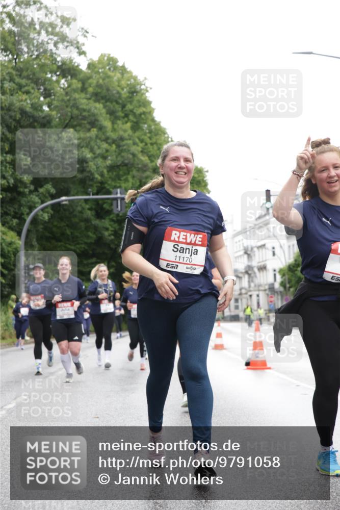 14.06.2026 - REWE Women's Run Jannik Wohlers http://msf.ph/oto/9791058 14.06.2026 10:05:00 Laufen 11170 meine-sportfotos.de