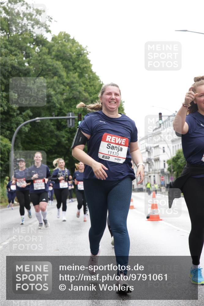 14.06.2026 - REWE Women's Run Jannik Wohlers http://msf.ph/oto/9791061 14.06.2026 10:05:01 Laufen 11170 meine-sportfotos.de