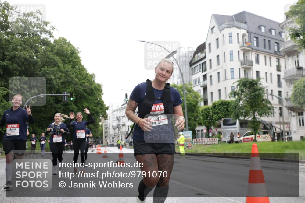 14.06.2026 - REWE Women's Run Jannik Wohlers http://msf.ph/oto/9791070 14.06.2026 10:05:02 Laufen 11527 meine-sportfotos.de