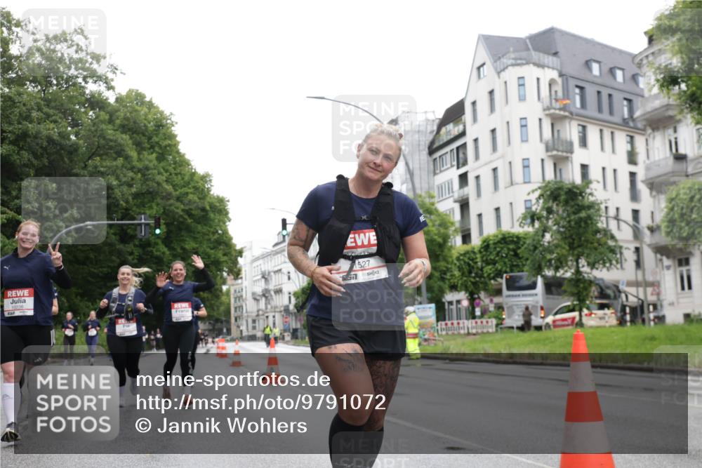 14.06.2026 - REWE Women's Run Jannik Wohlers http://msf.ph/oto/9791072 14.06.2026 10:05:02 Laufen 10238, 1527 meine-sportfotos.de