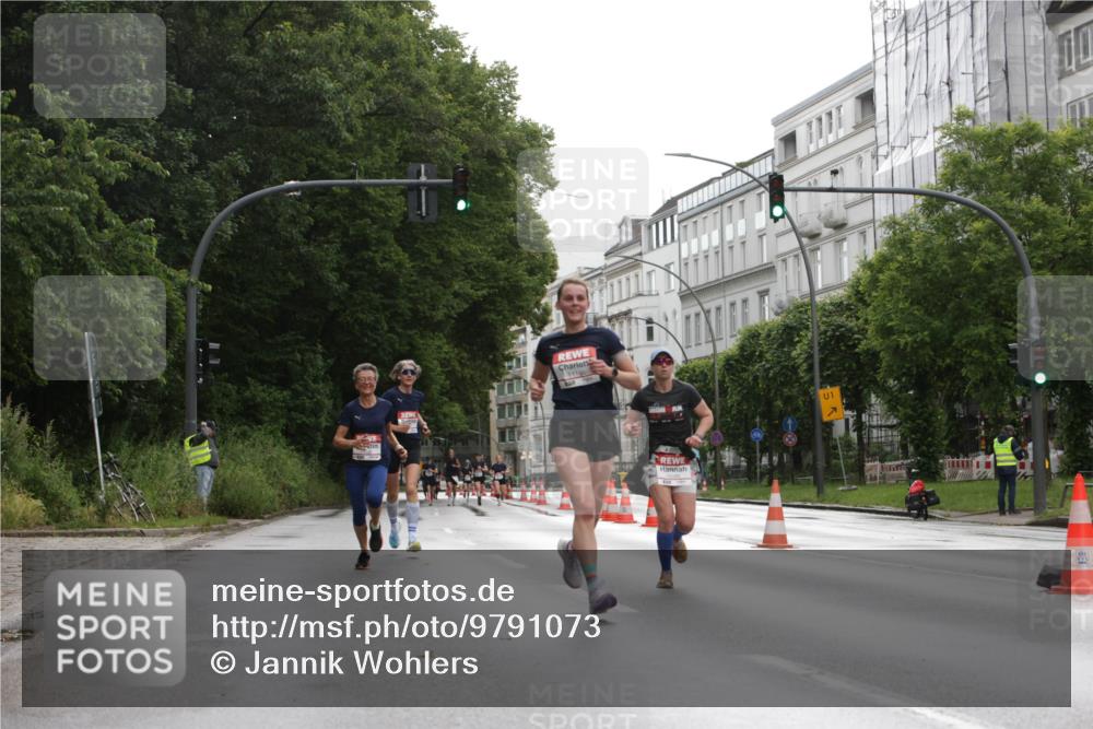 14.06.2026 - REWE Women's Run Jannik Wohlers http://msf.ph/oto/9791073 14.06.2026 09:47:01 Laufen 01 meine-sportfotos.de