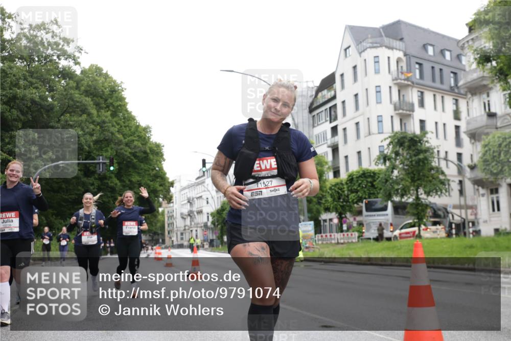14.06.2026 - REWE Women's Run Jannik Wohlers http://msf.ph/oto/9791074 14.06.2026 10:05:03 Laufen 10238, 11527 meine-sportfotos.de