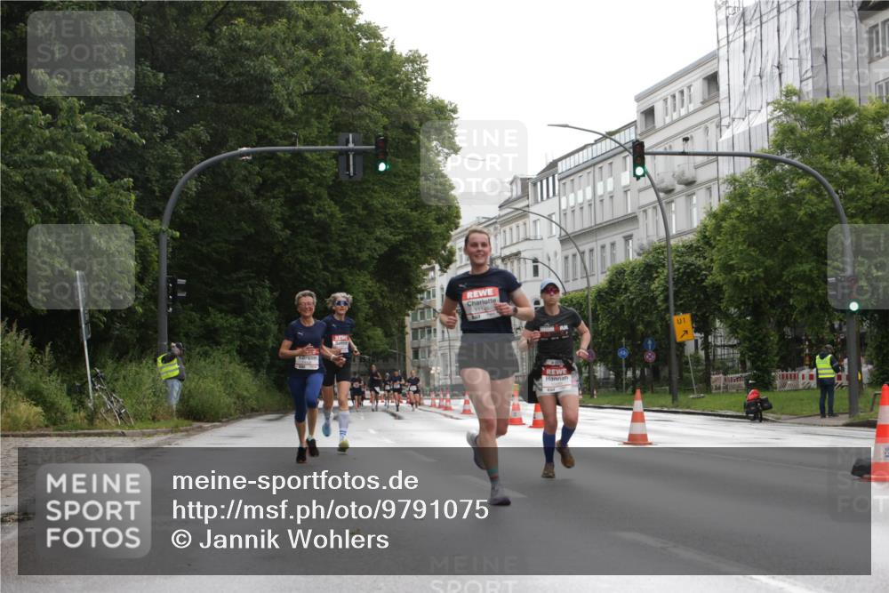14.06.2026 - REWE Women's Run Jannik Wohlers http://msf.ph/oto/9791075 14.06.2026 09:47:01 Laufen 11146, 1 meine-sportfotos.de