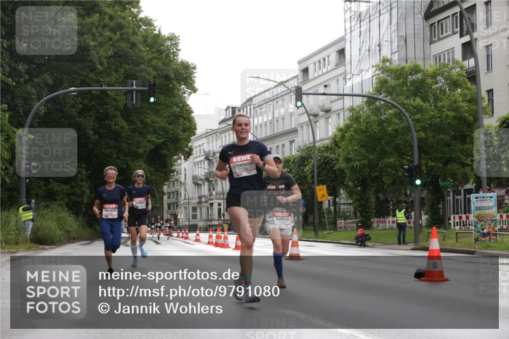 14.06.2026 - REWE Women's Run Jannik Wohlers http://msf.ph/oto/9791080 14.06.2026 09:47:01 Laufen 11105, 11146, 1 meine-sportfotos.de