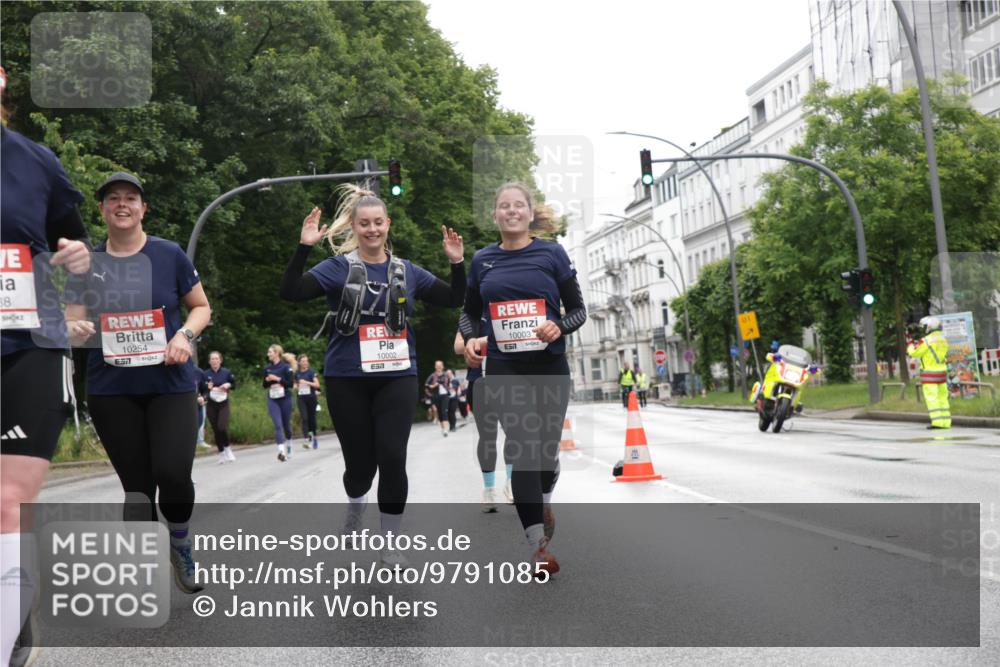 14.06.2026 - REWE Women's Run Jannik Wohlers http://msf.ph/oto/9791085 14.06.2026 10:05:04 Laufen 38, 10254, 7, 10002, 10003 meine-sportfotos.de