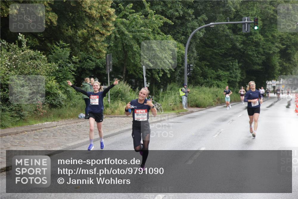 14.06.2026 - REWE Women's Run Jannik Wohlers http://msf.ph/oto/9791090 14.06.2026 09:47:42 Laufen 10184 meine-sportfotos.de