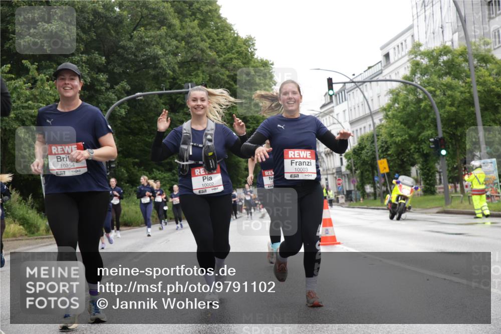 14.06.2026 - REWE Women's Run Jannik Wohlers http://msf.ph/oto/9791102 14.06.2026 10:05:04 Laufen 10254, 57, 10002, 7, 10003, 7 meine-sportfotos.de