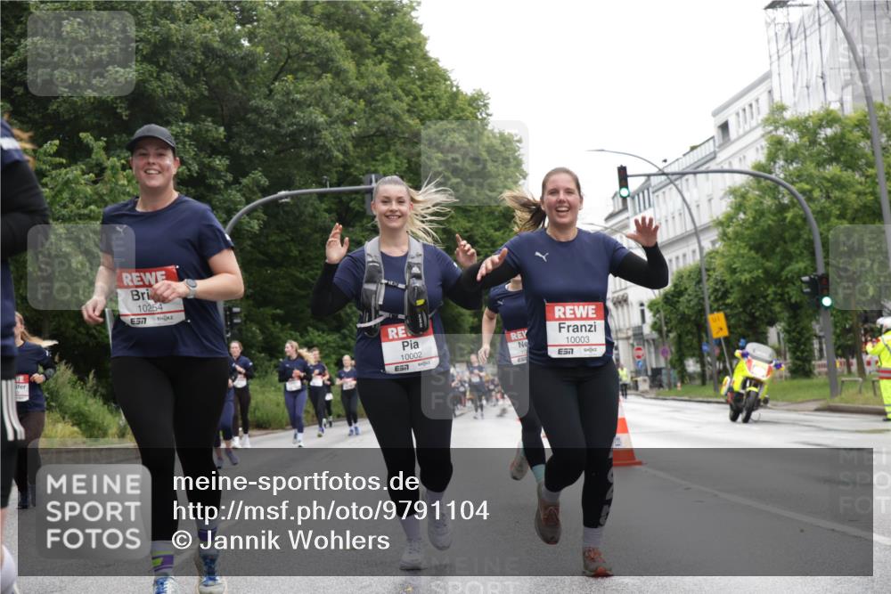 14.06.2026 - REWE Women's Run Jannik Wohlers http://msf.ph/oto/9791104 14.06.2026 10:05:04 Laufen 10254, 57, 10002, 57, 10003, 7, 01 meine-sportfotos.de