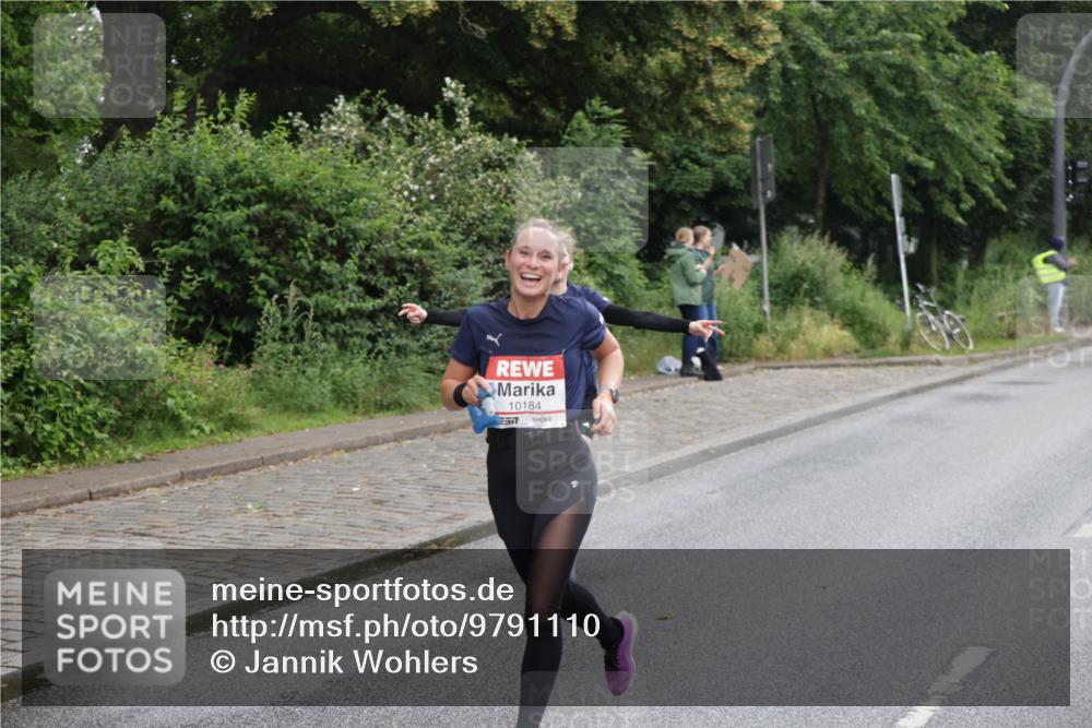 14.06.2026 - REWE Women's Run Jannik Wohlers http://msf.ph/oto/9791110 14.06.2026 09:47:43 Laufen 10184 meine-sportfotos.de