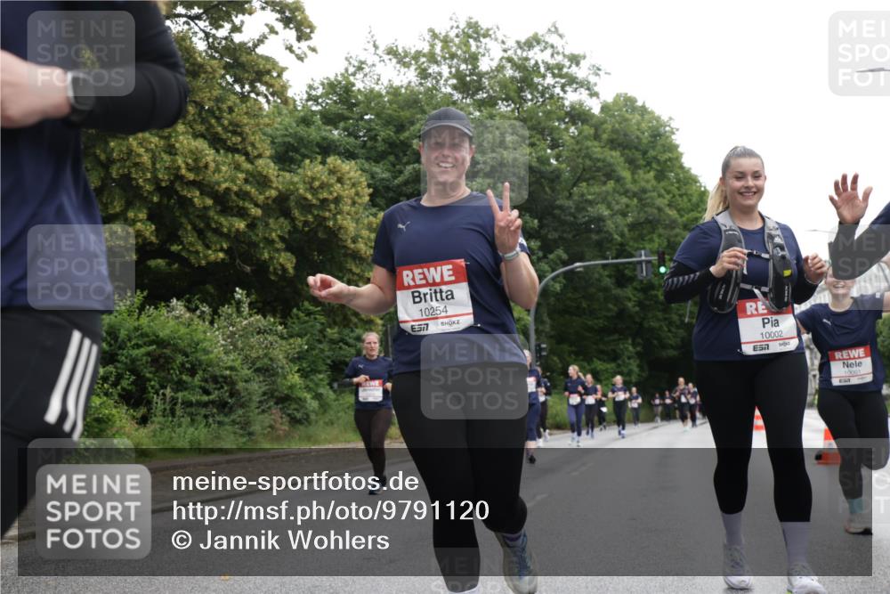 14.06.2026 - REWE Women's Run Jannik Wohlers http://msf.ph/oto/9791120 14.06.2026 10:05:05 Laufen 10254, 657, 10002, 7, 10001 meine-sportfotos.de