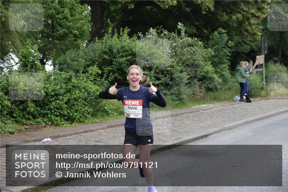 14.06.2026 - REWE Women's Run Jannik Wohlers http://msf.ph/oto/9791121 14.06.2026 09:47:44 Laufen 11244, 57 meine-sportfotos.de